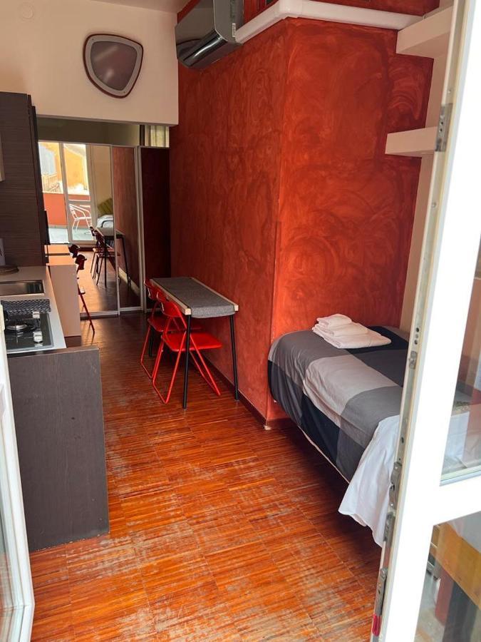 Scendi Dal Treno Villa Bologna Eksteriør billede